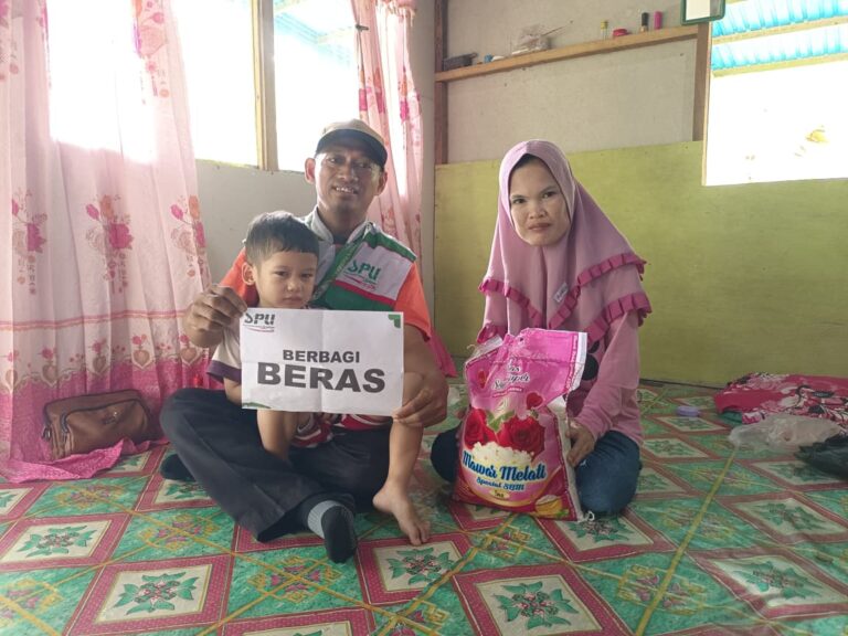 Menguatkan Harapan Keluarga Yatim Lewat Berbagi Beras