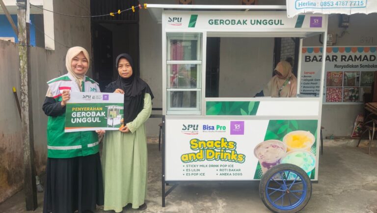 Kisah Ibu Herlina: Semangat Bangkit Bersama Program Gerobak Unggul LAZ DPU Kaltim