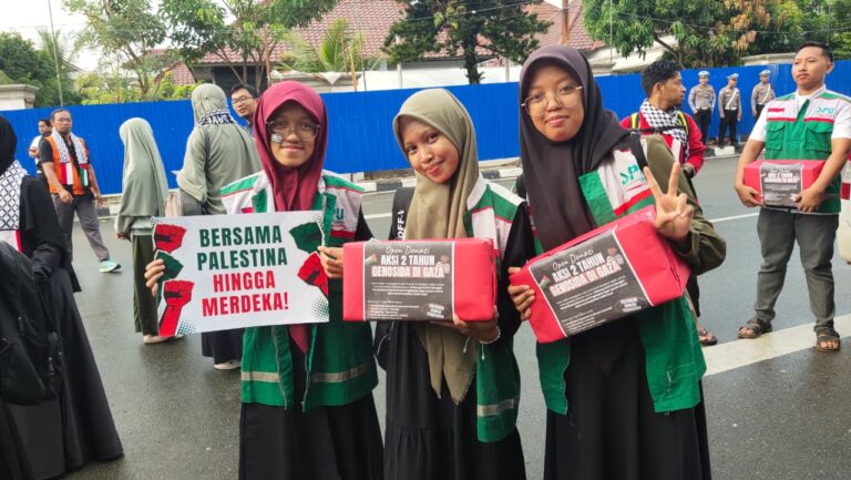 Aksi Kemanusiaan Dua Tahun Genosida di Gaza‘’Solidaritas, Edukasi dan Boikot’’