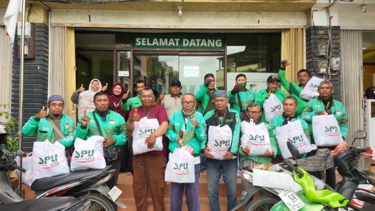 Bingkisan Cinta Spesial Hari Ayah 2025: Mengapresiasi Para Pahlawan Keluarga