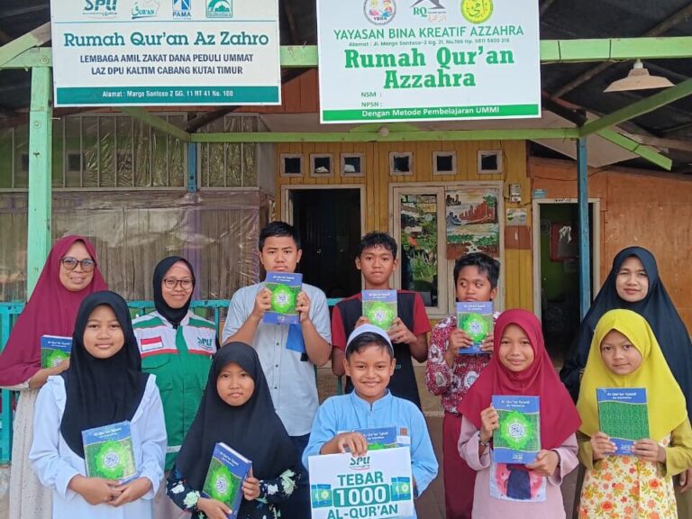 [Kutim] Penyaluran Tebar 1000 Al-Qur’an untuk Santri Rumah Qur’an Az-Zahra