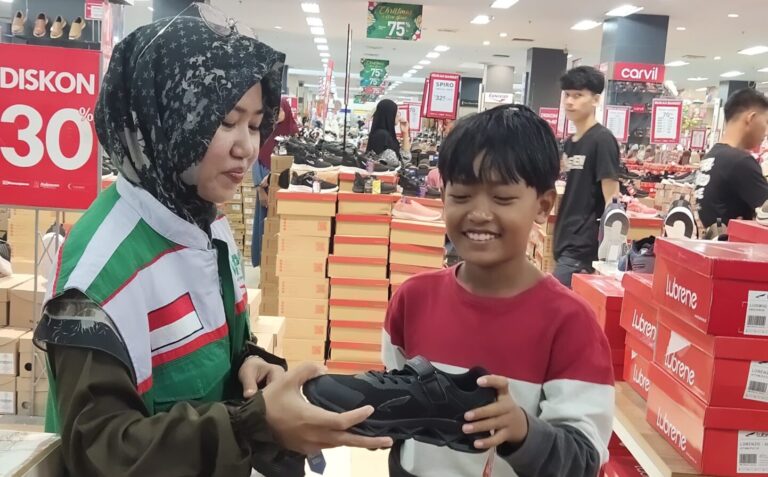 Wisata Belanja Yatim dan Dhuafa, Hadirkan Kebahagiaan di Bulan Rajab