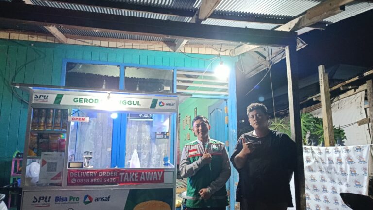 Gerobak Unggul Dorong Kemandirian, Usaha Pak Nurhadi Alami Peningkatan