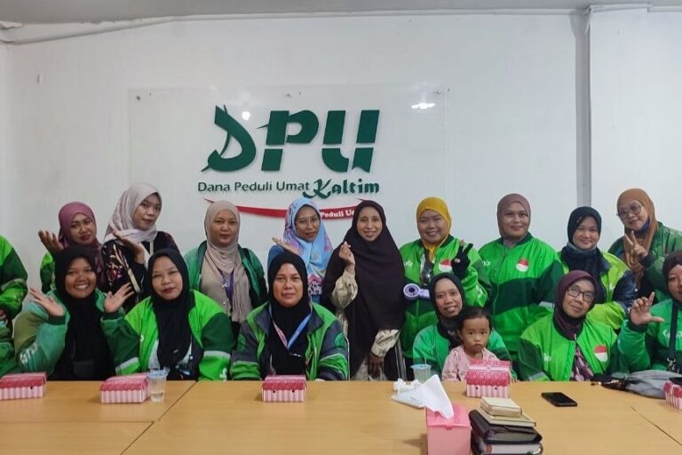 Lady Ojol Batch 4, Mengisi Hati di Tengah Sibuknya Mencari Rezeki