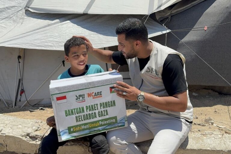 50 Paket Pangan untuk Palestina